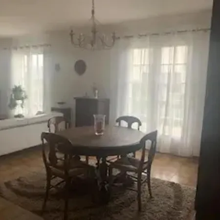 Villa Familiale Avec Piscine A Milhaud - 100 M²_2 Villa *